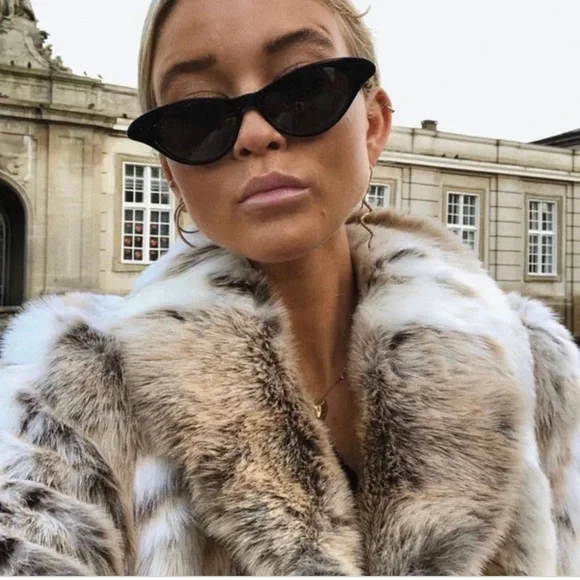 Shevoke | Accessories | Shevoke Monroe Sunglasss | Poshmark display picture 3